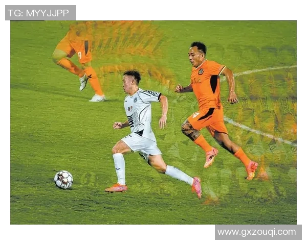 短辫足球球星绿茵赛场上的速度激情与独特个人魅力