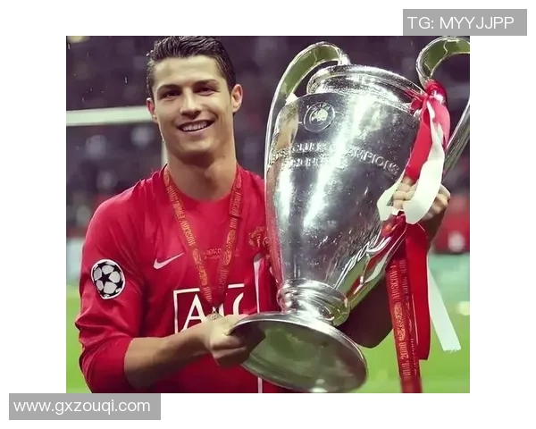 足球界伤病最少的球星揭秘：谁能长期保持巅峰状态，成为铁人传奇